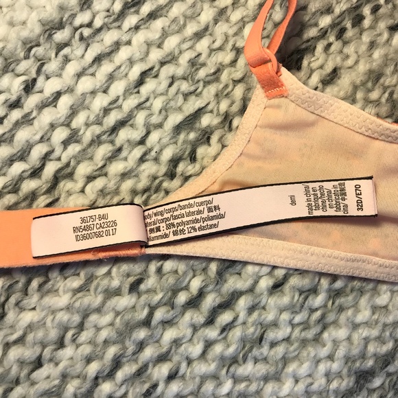 NWOT VICTORIA'S SECRET Unlined Lace Demi Bra 32D - Picture 5 of 7